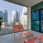 Luxury 1 Bedroom Apartment In Urban Oasis By Missoni